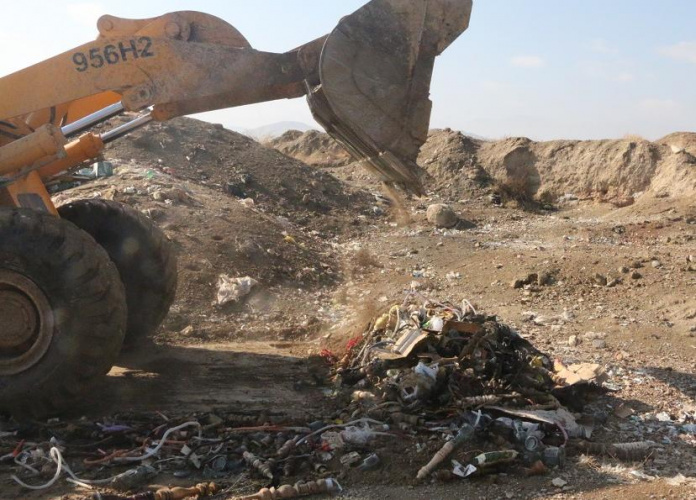 انعدام بیش از ۶۰۰ جام قلیان جمع آوری شده با دستور قضایی