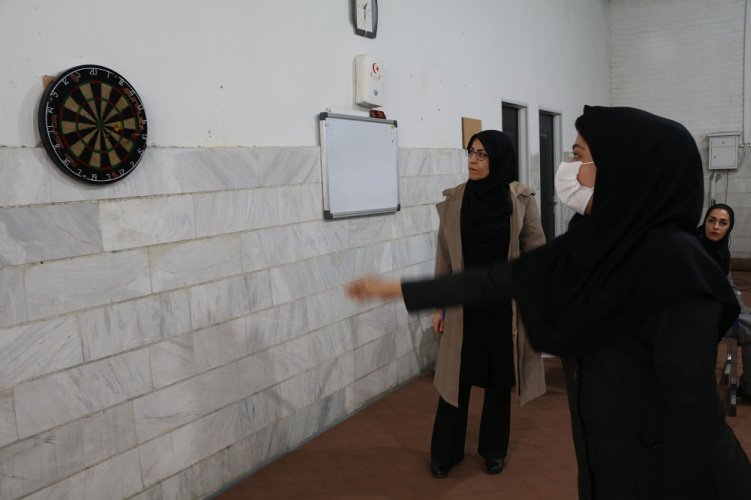 برگزاری مسابقه دارت ویژه پرسنل خانم به مناسبت ولادت حضرت زهرا (س)