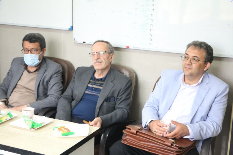 پایش وزارتی عملکرد و برنامه غربالگری بیماری سل از اتباع زیر ۱۲ سال، مرکز بهداشت شهرستان اراک، ۲۲ اسفند ماه