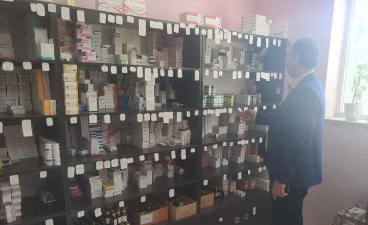 بازدید رئیس مرکز و مسئول حراست مرکز  بهداشت شهرستان اراک از مرکز خدمات جامع سلامت ساروق