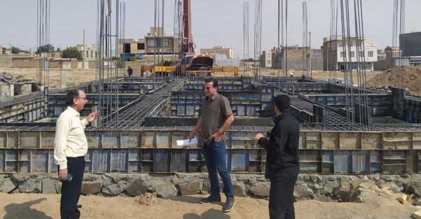 بازدید رئیس مرکز بهداشت شهرستان اراک از پروژه پایگاه سلامت مرزیجران