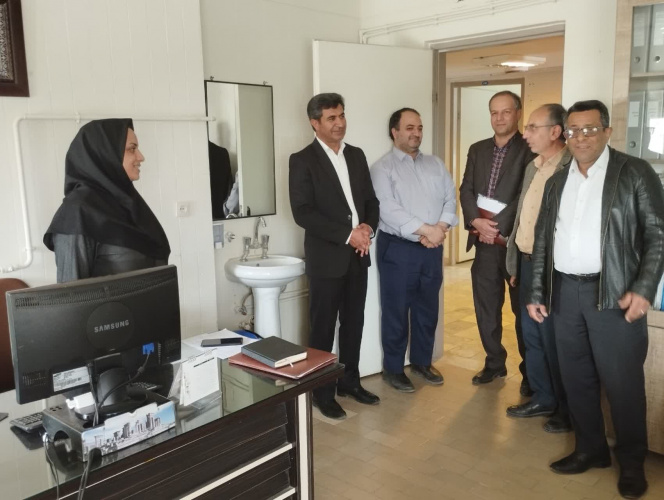 بازدید سرپرست معاونت بهداشتی و تیم همراه از مرکز بهداشت شهرستان اراک