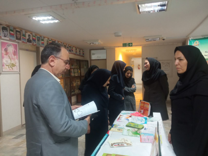 برپایی نمایشگاه فرزند آوری -جوانی جمعیت