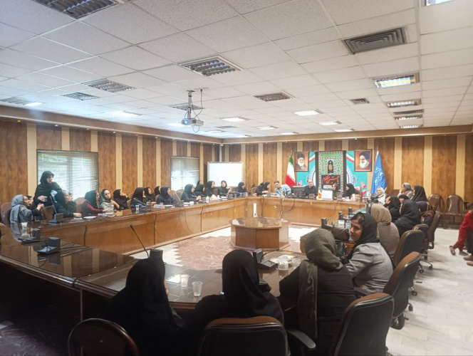 جلسه اجتماعی و فرهنگی در شرایط اضطرار ویژه داوطلبین سلامت محله