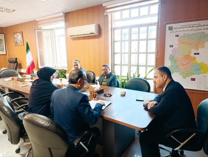 نشست هم اندیشی با فرماندار شهرستان اراک در راستای اجرای پروژه شهر سالم