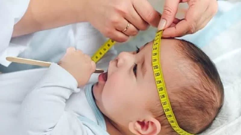 به چه دلیل باید کودکم را سر زمان‌های خاصی به مراکز بهداشتی بیاورم؟