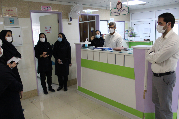بازدید دوره ای تیم واک راند مدیریتی ایمنی بیمار از بخش بستری خون بیمارستان امیرکبیر