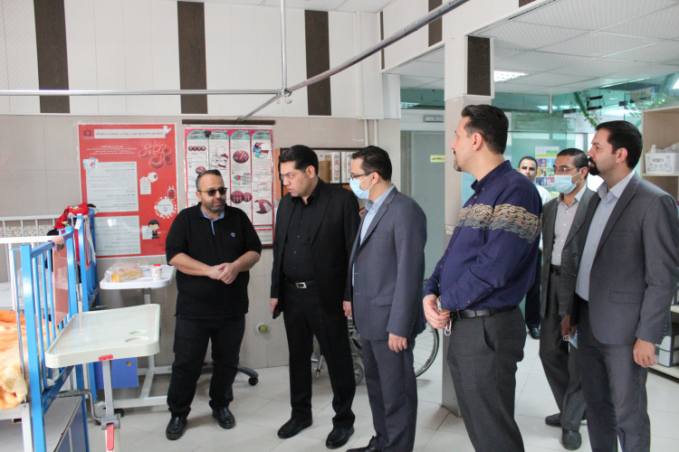 بازدید رییس دانشگاه علوم پزشکی از مرکز آموزشی درمانی امیرکبیر