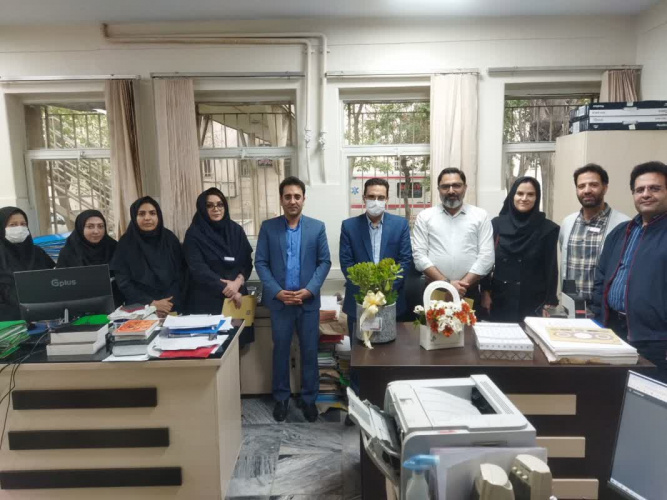 تقدیر از کارکنان واحد مدارک پزشکی مرکز آموزشی درمانی امیر کبیر به مناسبت روز مدیریت اطلاعات سلامت