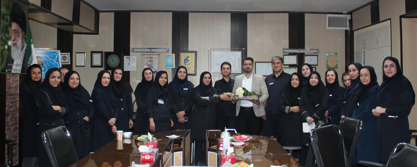 تجلیل تیم مدیریتی و پرستاران مرکز آموزشی درمانی بمناسبت روز پزشک ،از دکتر محسن فعله گری رئیس بیمارستان امیرکبیر