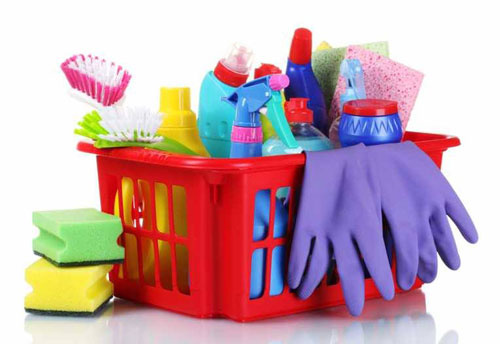 مسمومیت با شوینده های شیمیایی