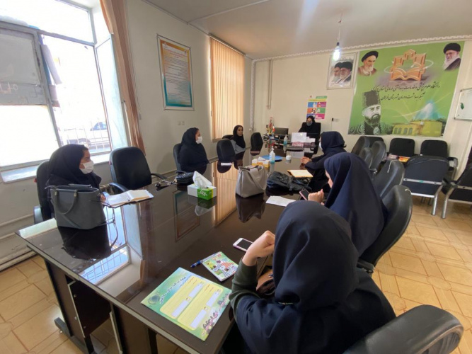 کمیته ی رابطین آموزشی مراکز با محوریت برنامه ی نیاز سنجی و تدوین برنامه ی عملیاتی برگزار گردید.