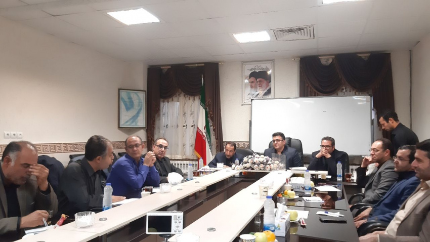 نشست صمیمی دکتر جمالیان ریاست دانشگاه علوم پزشکی استان مرکزی و مسئولین شهرستان
