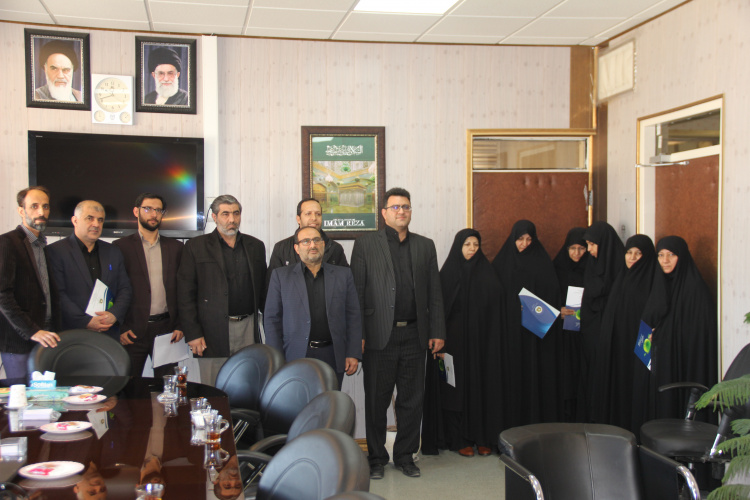دیدار مدیر،اعضاء و کارکنان هسته گزینش با ریاست دانشگاه