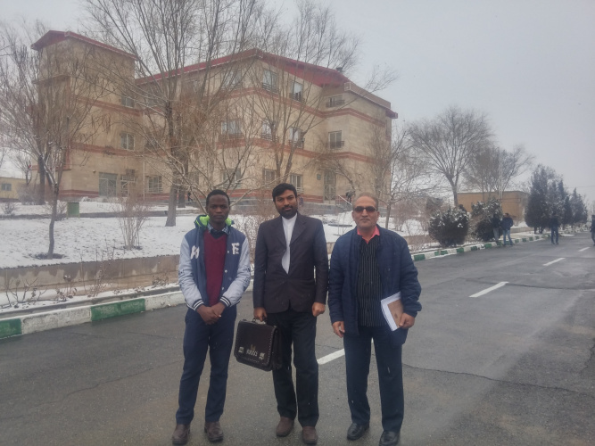 Meeting review the MOU to attract foreign students
