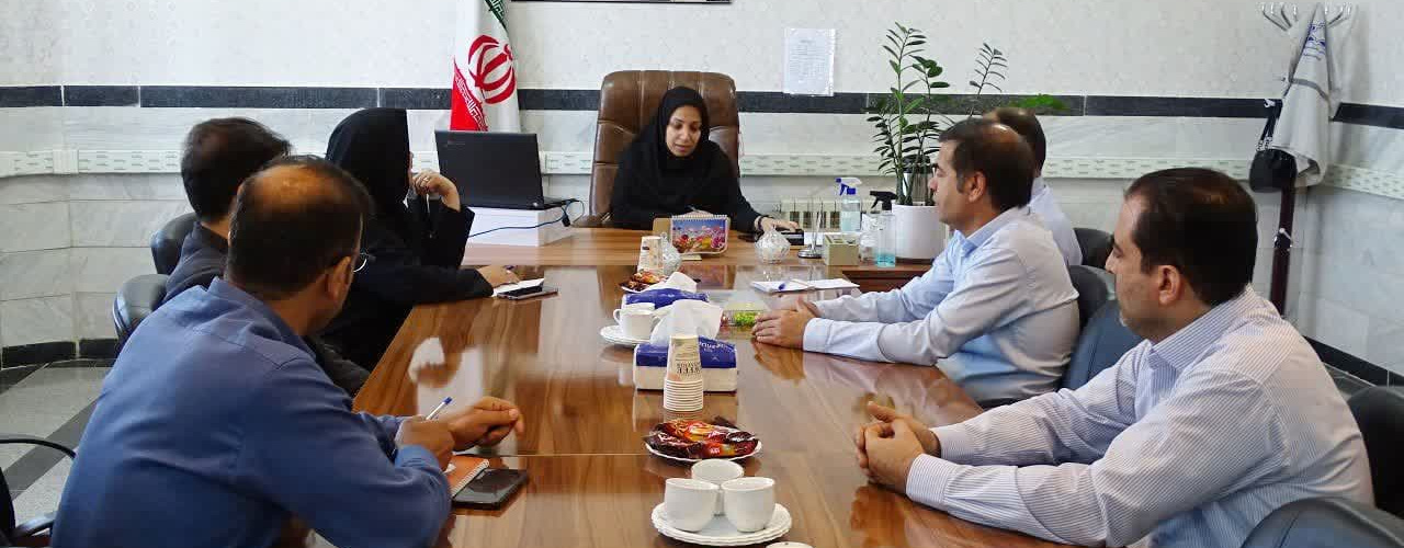 نشست مدیر گروه بیماریهای معاونت بهداشتی با مدیر شبکه بهداشت و درمان شهرستان خنداب