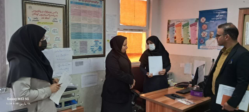 بازدید نوروزی سرپرست شبکه بهداشت و درمان ازمرکز خدمات جامع سلامت خنداب
