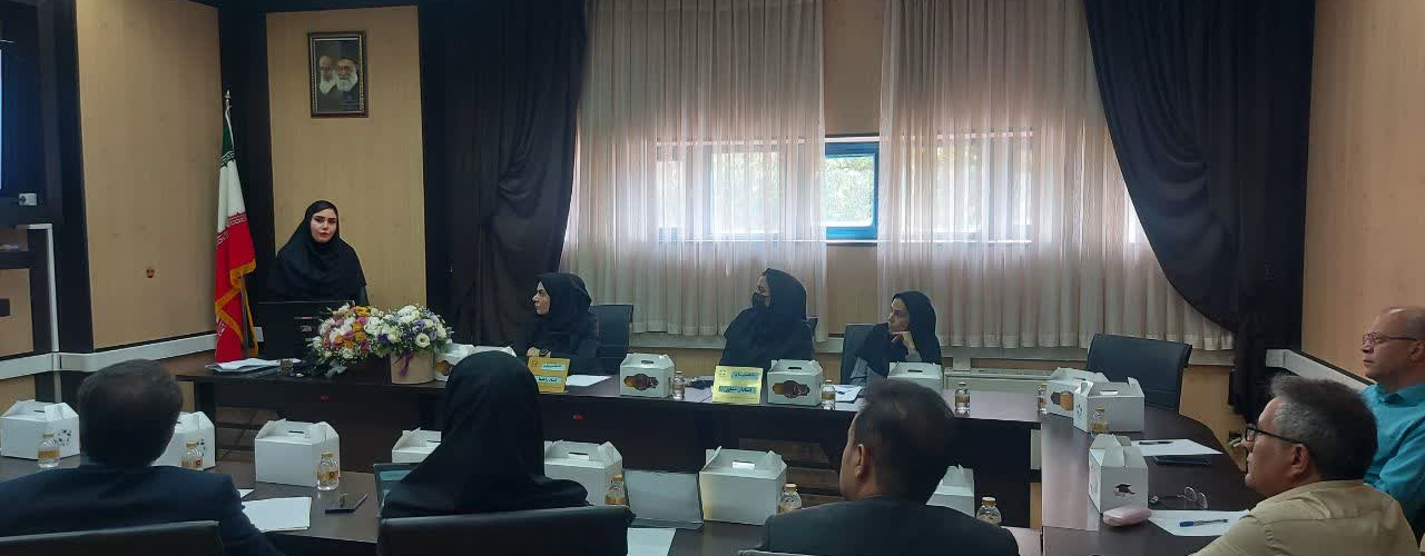 جلسه دفاع از پایان نامه خانم مریم مشهدی دانشجوی کارشناسی ارشد پرستاری کودکان