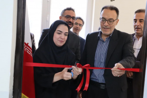 لابراتوار پروتزهای دندانی دانشکده دندانپزشکی دانشگاه علوم پزشکی اراک با حضور دکتر نادرقلی ابراهیمی نماینده مردم اراک، کمیجان و خنداب در مجلس شورای اسلامی، رییس و جمعی از مسئولان دانشگاه و دانشکده افتتاح شد