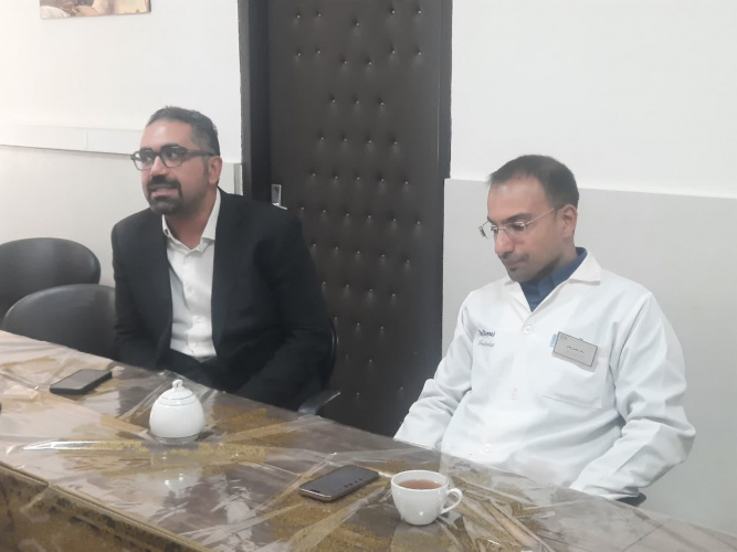 جلسه هماهنگی تسریع در نوبت دهی بیماران دندانپزشکی ترمیمی در کلینیک عصر