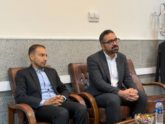 اقدامات و برنامه‌های آینده دانشکده دندانپزشکی در دیدار با معاون آموزشی دانشگاه