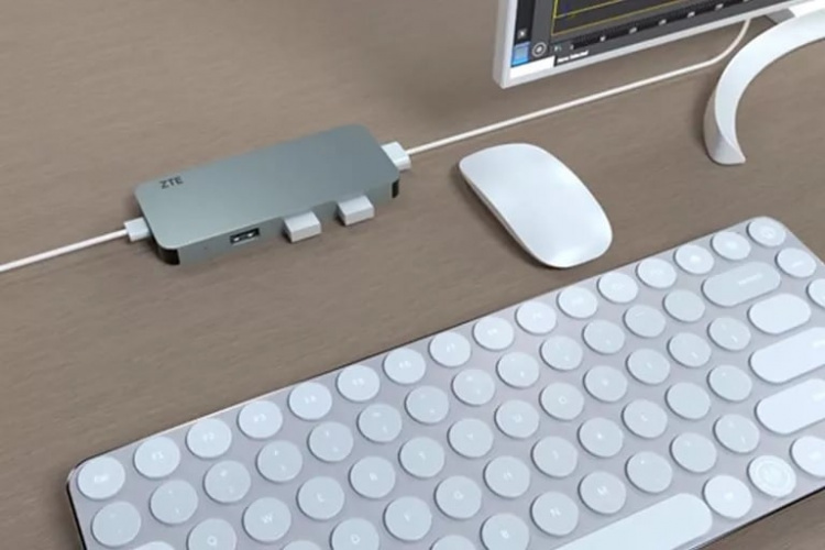 مینی رایانه ZTE با اندازه و وزن یک موس معرفی شد