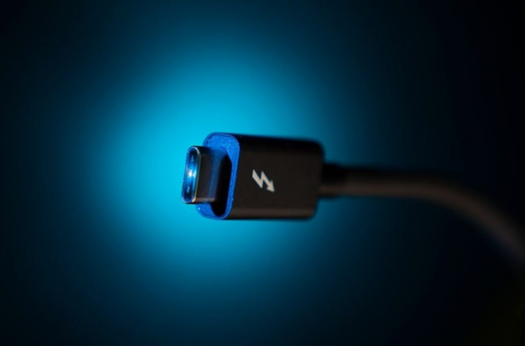 استاندارد USB۴ نسخه ۲.۰ با پهنای باند ۸۰ گیگابیت بر ثانیه معرفی شد
