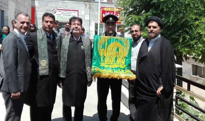حضور خادمین حرم رضوی در بیمارستان والفجر