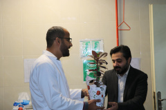 تقدیر از پرسنل آزمایشگاه کنترل مواد غذایی به مناسبت روز علوم آزمایشگاهی