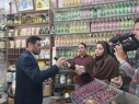 نظارت و بازرسی معاون غذا و دارو به همراه خبرنگار صدا و سیما از عطاری های استان مرکزی