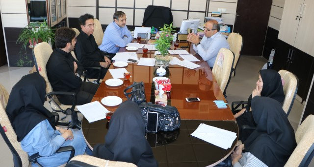 سومین جلسه تاٌمین و خرید متمرکز تجهیزات و ملزومات پزشکی دانشگاه علوم پزشکی استان مرکزی