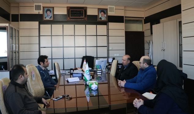دیدار هیئت مدیره انجمن داروسازان استان مرکزی با معاون غذا و دارو