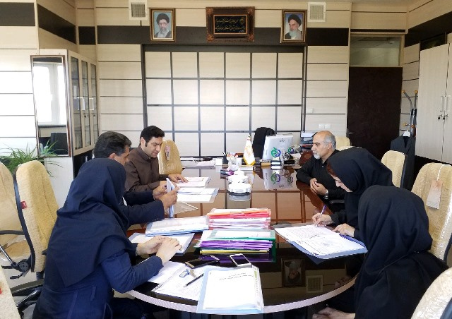 برگزاری جلسه کمیسیون فنی_تخصصی صدور پروانه های بهداشتی و واحد های تولیدی غذایی و بهداشتی