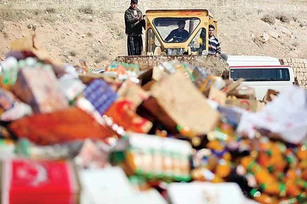 نظارت بر امحاء ۲۹ تن کالای قاچاق به ارزش ۲۰ میلیارد ریال در اراک