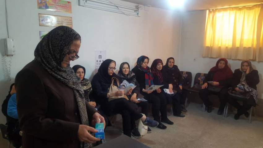 برگزاری جلسه آموزشی آشنایی با ویژگی های فرآورده های آرایشی و بهداشتی مجاز و قاچاق و غیرمجاز و عوارض مصرف و آشنایی با سامانه ttac