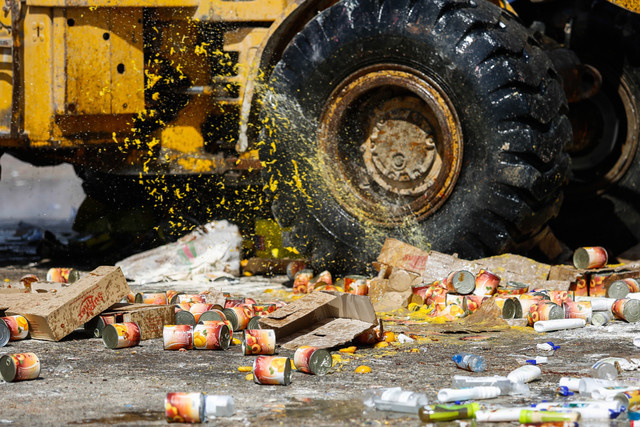 نظارت بر امحاء ۵ تن کالای قاچاق به ارزش ۳ میلیارد ریال در اراک