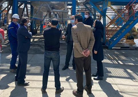 بازدید از یک شرکت دانش بنیان به منظور بررسی شرایط موجود برای تولید الکل اتانول