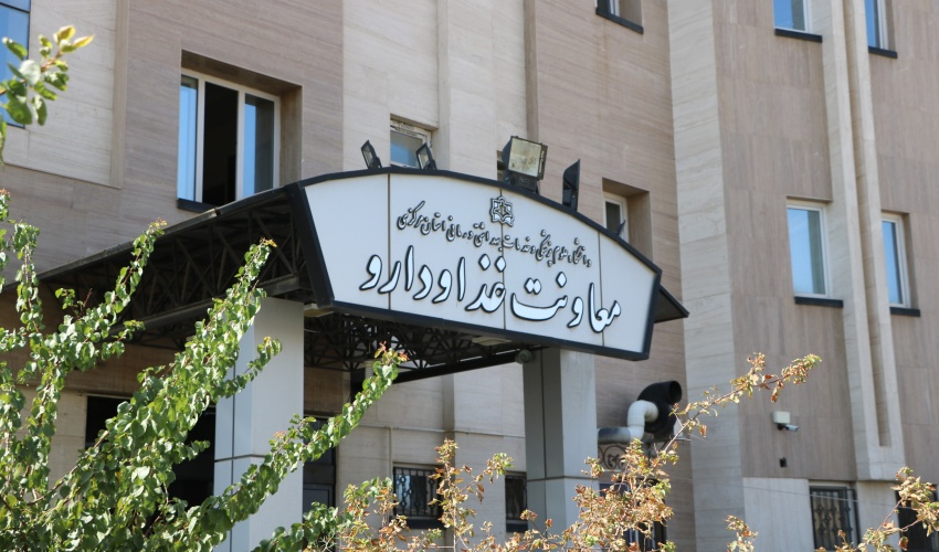 با تلاش شبانه روزی و مستمر معاونت غذا و دارو دانشگاه ، هیچ مرکز درمانی با کمبود دارو مواجه نشده است