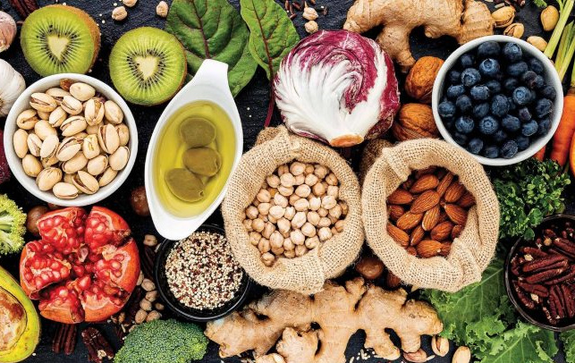 غذاهایی که سیستم ایمنی‌تان را تقویت می‌کنند