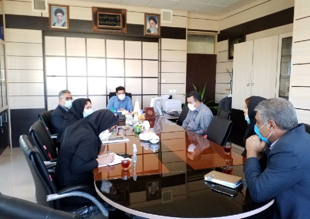 نشست معاونت غذا و دارو با شرکت فرآورده لبنی خضرا