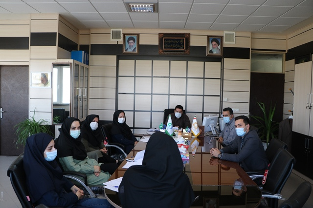 نشست هم اندیشی اداره‌ فرآورده های طبیعی، سنتی و مکمل معاونت غذا و دارو با حضور معاون غذا و دارو