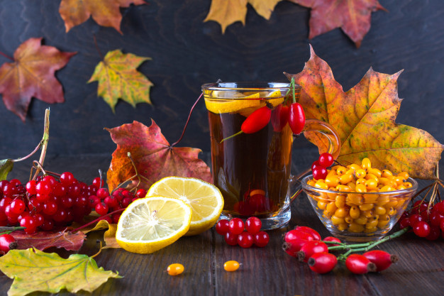 تغییر فصل و ویتامین درمانی