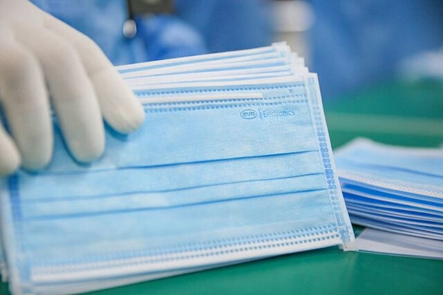 قیمت ماسک سه لایه به ۱۰۰۰ تومان کاهش یافت