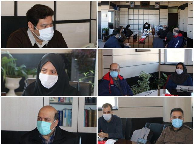 نشست هیئت مدیره انجمن داروسازان استان مرکزی با معاون غذا و دارو