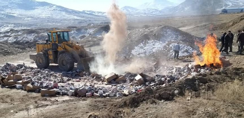 نظارت بر امحاء ۶ تن کالای قاچاق به ارزش ۴ میلیارد ریال در اراک