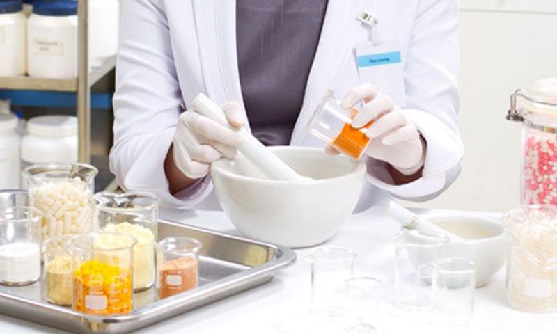 عطاری محل عرضه داروی دست ساز و ترکیبی نیست/ فروش داروهای بی نام و نشان ممنوع