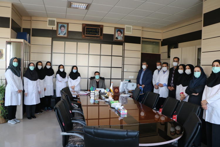 دیدار نوروزی پرسنل معاونت غذا و دارو با دکتر علیمرادیان معاون غذا و دارو