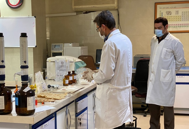 انجام ۲ هزار و۳۲ آزمایش تخصصی بر روی نمونه های مواد غذایی در ایام نوروز