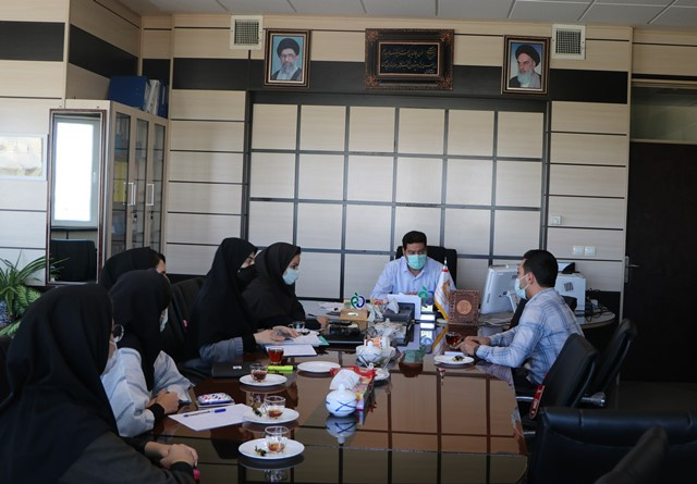 نشست هم اندیشی اداره‌ فرآورده های طبیعی، سنتی و مکمل معاونت غذا و دارو با حضور معاون غذا و دارو