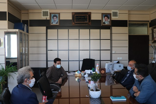 دیدار معاون علوم پزشکی دانشگاه آزاد اسلامی و اعضای هیئت علمی دانشکده فناوری های نوین کشاورزی واحد اراک با معاون غذا و دارو